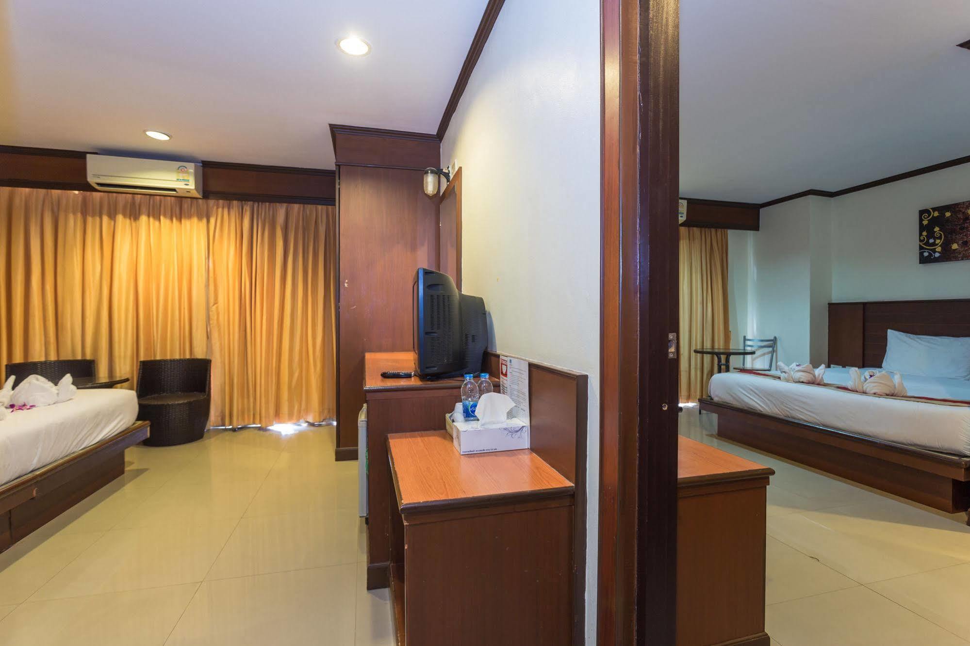 Sharaya Patong Hotel Exterior foto