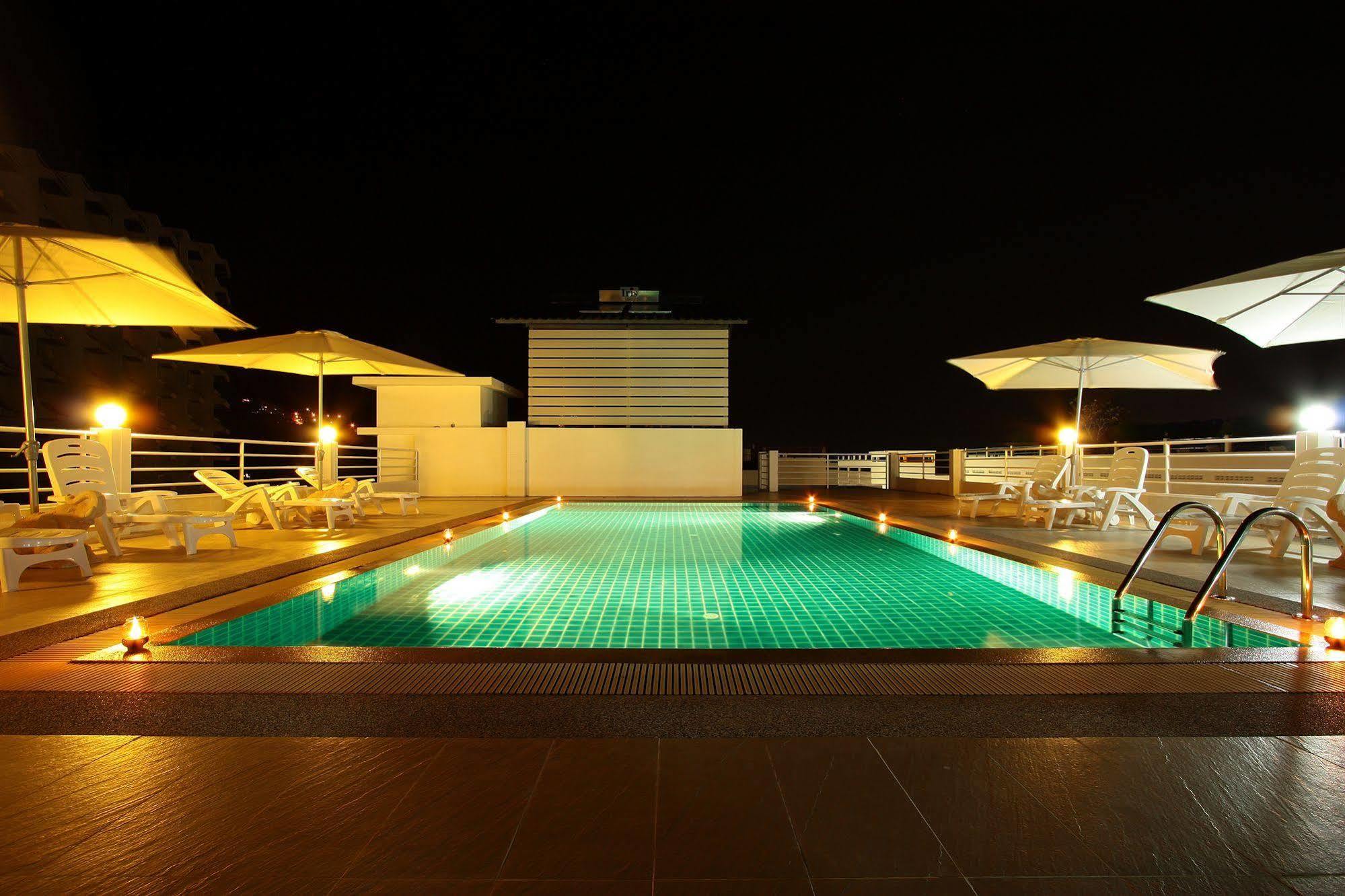 Sharaya Patong Hotel Exterior foto