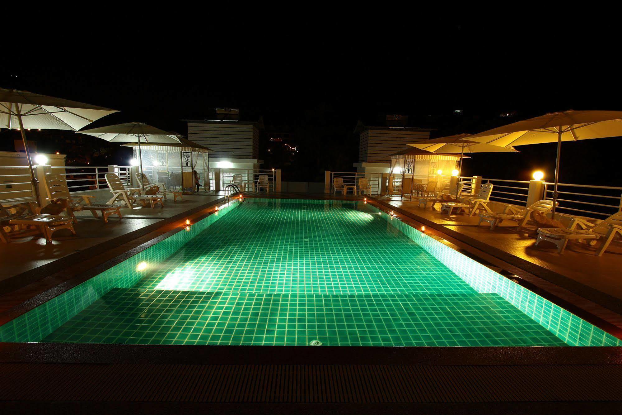 Sharaya Patong Hotel Exterior foto